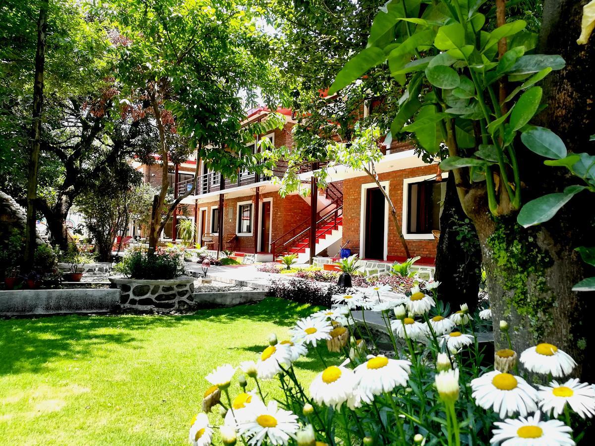 Nepal Cottage Resort Катманду Екстериор снимка