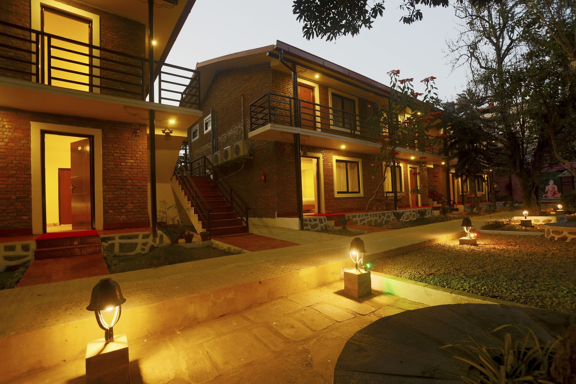 Nepal Cottage Resort Катманду Екстериор снимка
