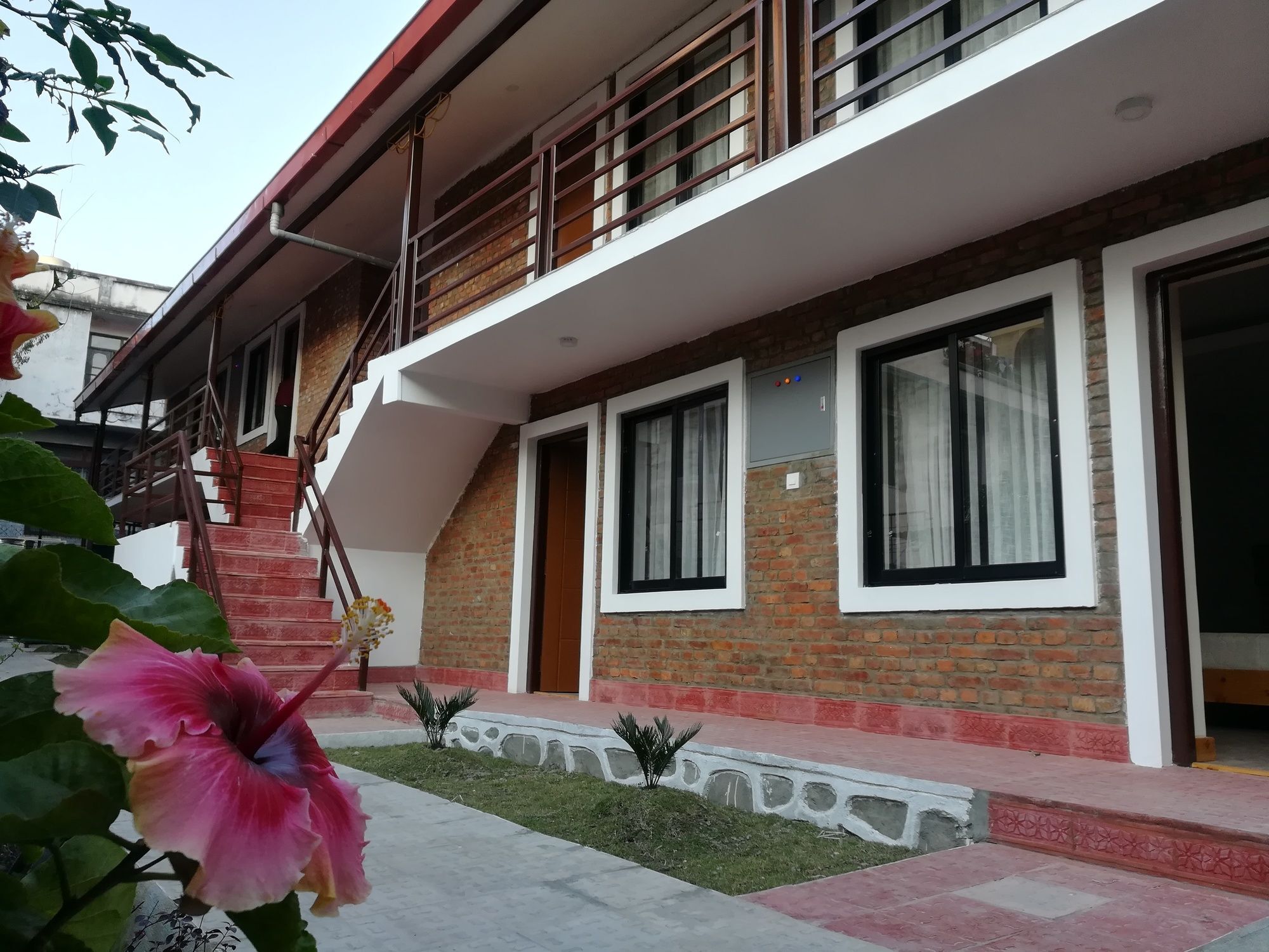 Nepal Cottage Resort Катманду Екстериор снимка
